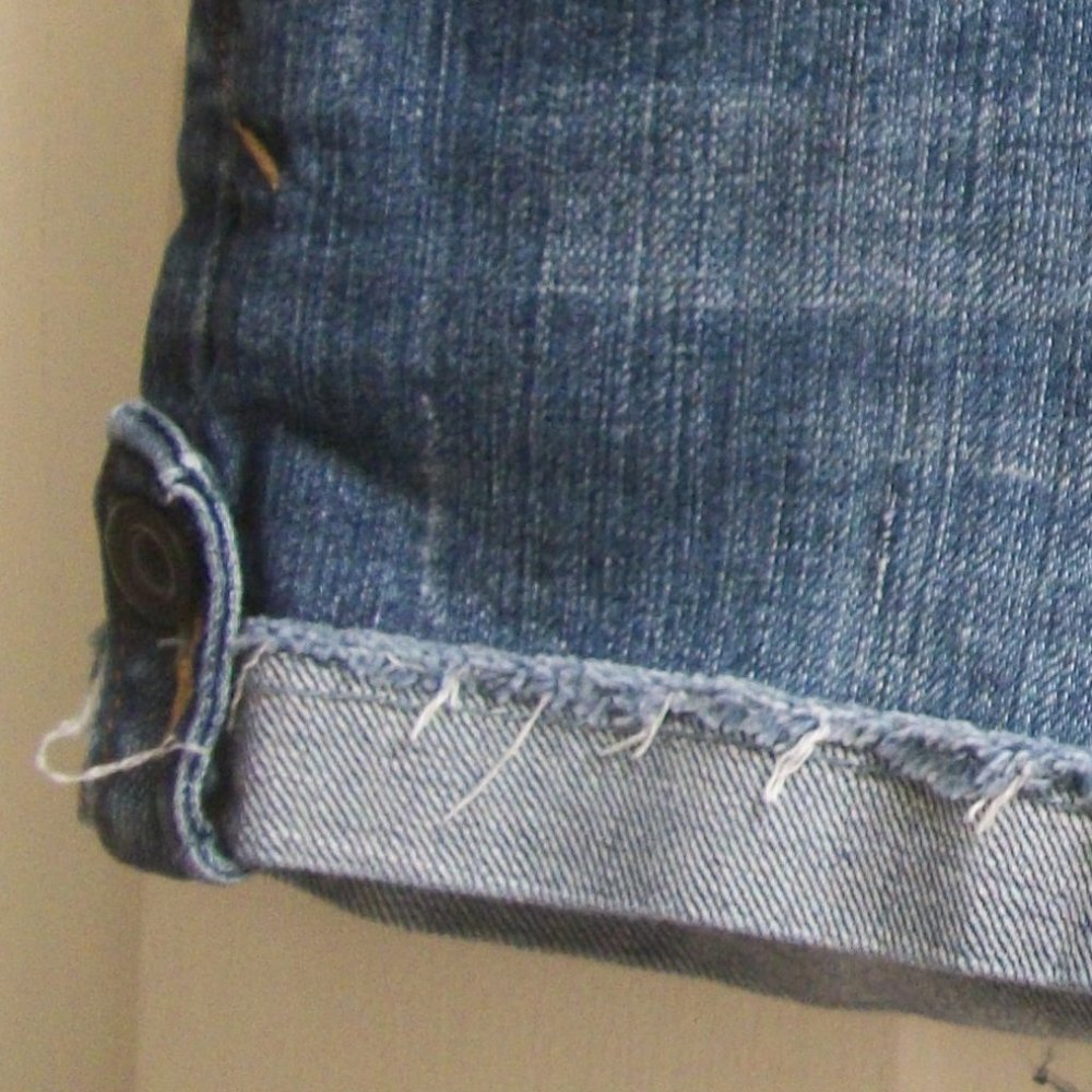 --- Denim Jean Shorts Size 5 - Picture 2 of 3